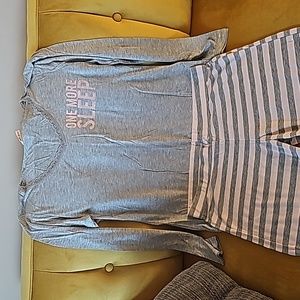 New 2 piece pajama set